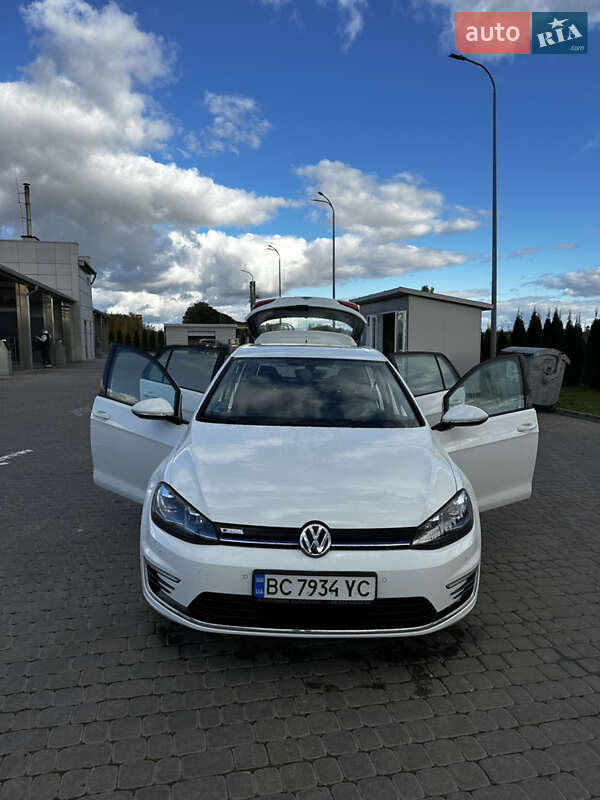 Хэтчбек Volkswagen e-Golf 2020 в Львове