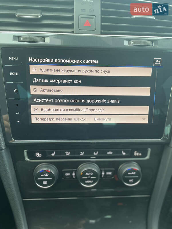 Хэтчбек Volkswagen e-Golf 2019 в Луцке