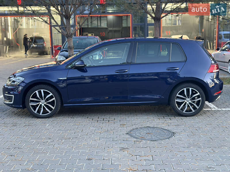 Хэтчбек Volkswagen e-Golf 2019 в Ровно