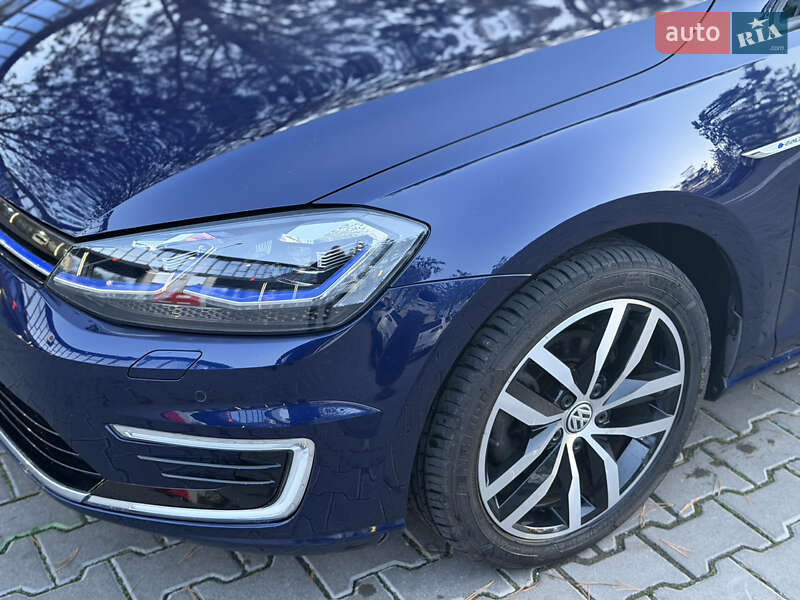 Хэтчбек Volkswagen e-Golf 2019 в Ровно