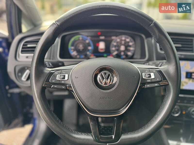 Хэтчбек Volkswagen e-Golf 2019 в Ровно