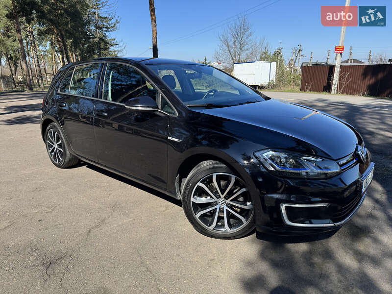 Volkswagen e-Golf 2017