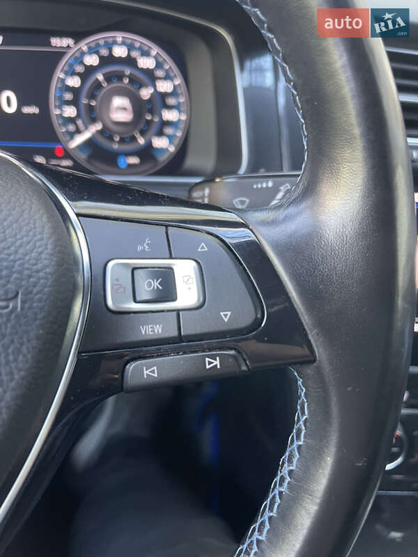 Хэтчбек Volkswagen e-Golf 2019 в Одессе