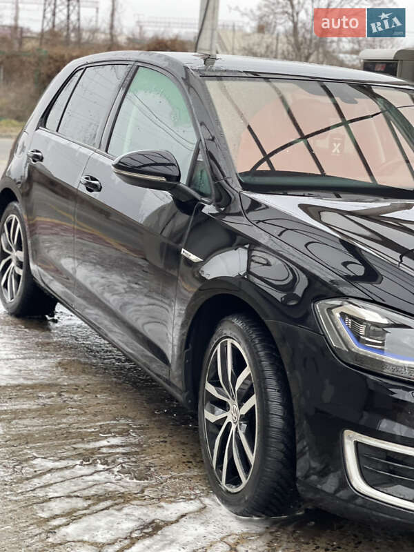 Хэтчбек Volkswagen e-Golf 2019 в Одессе