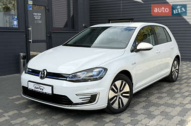 Хетчбек Volkswagen e-Golf 2020 в Чернівцях