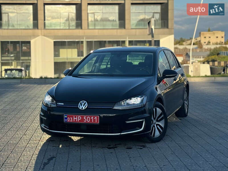 Хэтчбек Volkswagen e-Golf 2016 в Львове