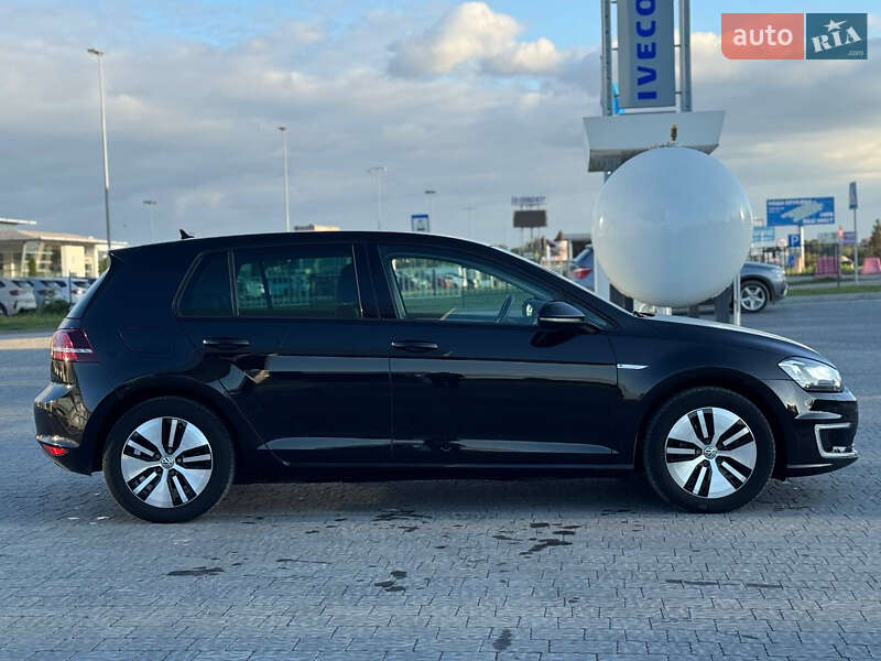 Хэтчбек Volkswagen e-Golf 2016 в Львове