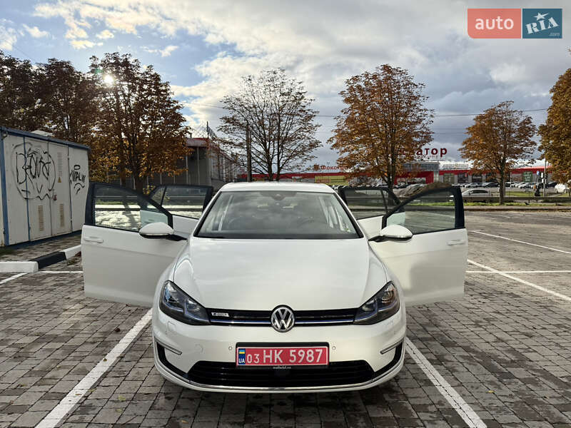 Хетчбек Volkswagen e-Golf 2018 в Рівному