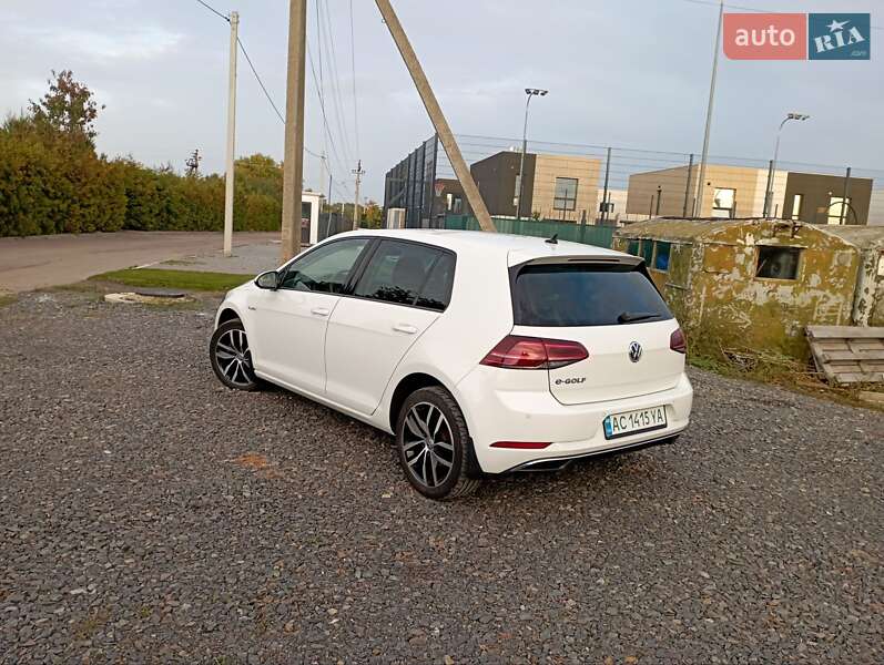 Хэтчбек Volkswagen e-Golf 2018 в Луцке