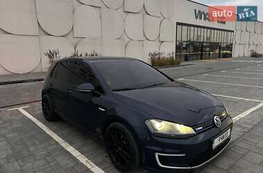 Хетчбек Volkswagen e-Golf 2014 в Луцьку