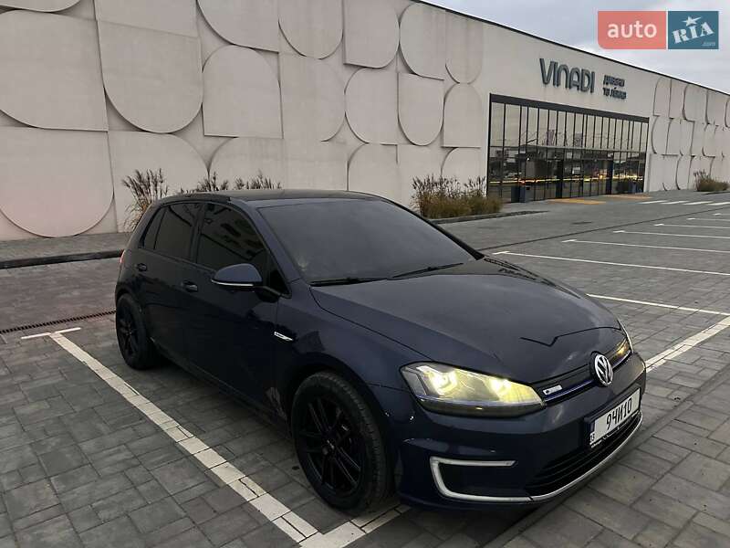 Volkswagen e-Golf 2014