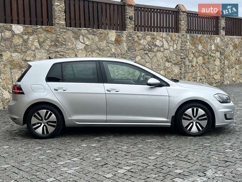 Хэтчбек Volkswagen e-Golf 2016 в Ровно фото 18 Хэтчбек Volkswagen e-Golf 2016 в Ровно
