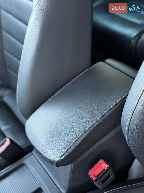 Хэтчбек Volkswagen e-Golf 2016 в Дрогобыче фото 41 Хэтчбек Volkswagen e-Golf 2016 в Дрогобыче