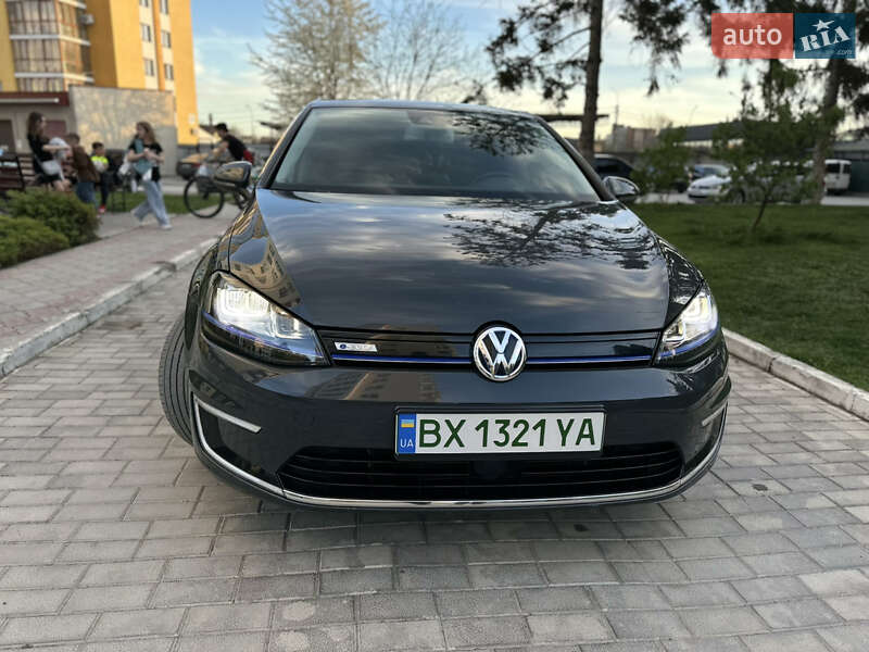 Хетчбек Volkswagen e-Golf 2015 в Кам'янець-Подільському