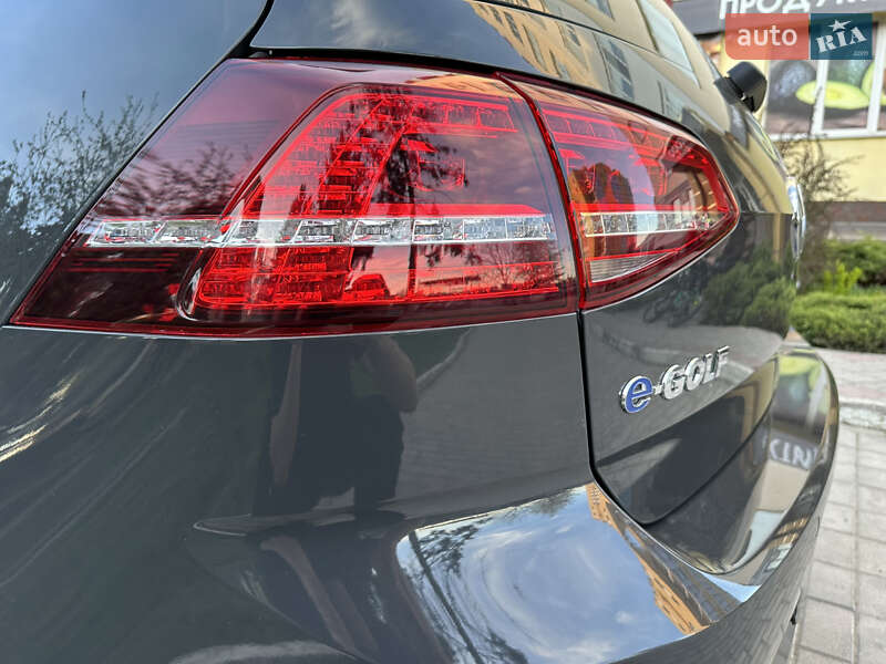 Хетчбек Volkswagen e-Golf 2015 в Кам'янець-Подільському