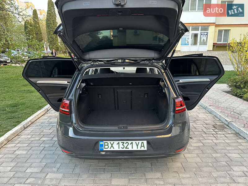 Хетчбек Volkswagen e-Golf 2015 в Кам'янець-Подільському