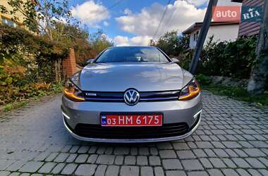 Хэтчбек Volkswagen e-Golf 2017 в 
