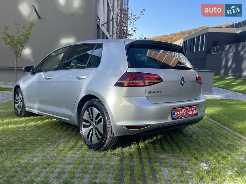 Хетчбек Volkswagen e-Golf 2015 в Львові