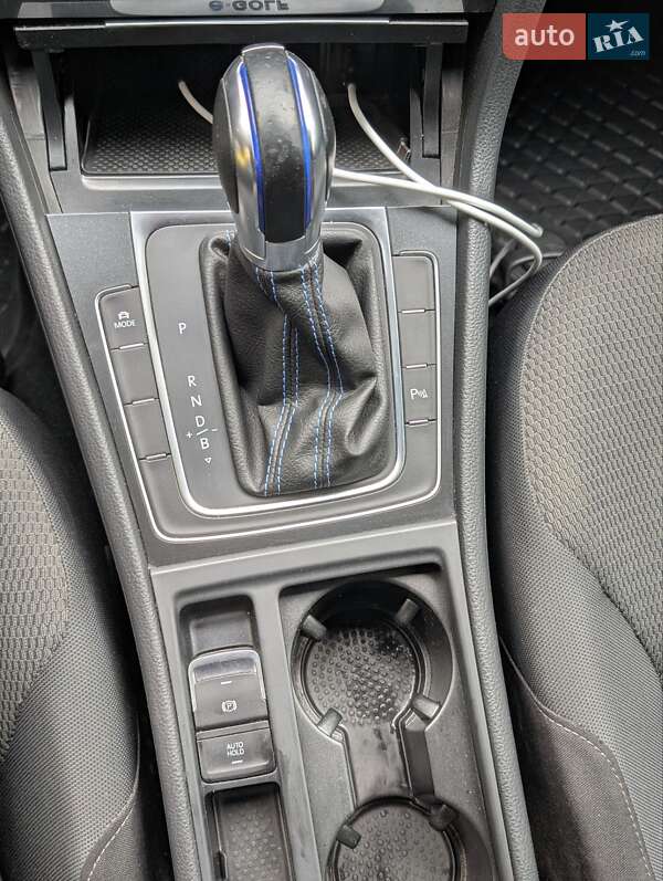 Хетчбек Volkswagen e-Golf 2018 в Рівному