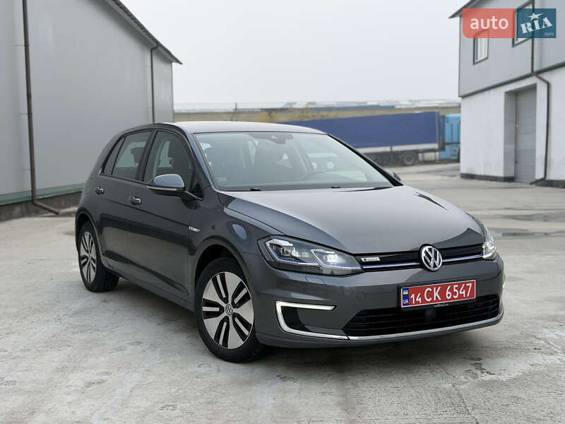 Хэтчбек Volkswagen e-Golf 2018 в Виннице