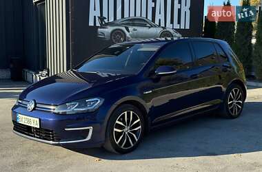 Хетчбек Volkswagen e-Golf 2017 в Кам'янець-Подільському