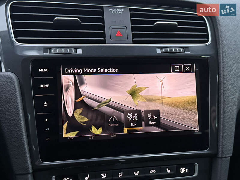 Хэтчбек Volkswagen e-Golf 2020 в Ровно