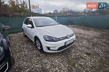 Хэтчбек Volkswagen e-Golf 2014 в Каменец-Подольском Хэтчбек Volkswagen e-Golf 2014 в Каменец-Подольском