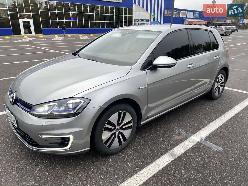 Хетчбек Volkswagen e-Golf 2019 в Хмельницькому фото 3 Хетчбек Volkswagen e-Golf 2019 в Хмельницькому