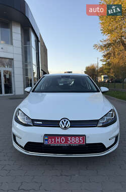 Хэтчбек Volkswagen e-Golf 2014 в 