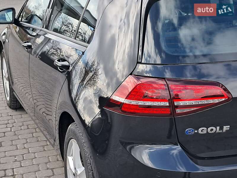 Хэтчбек Volkswagen e-Golf 2016 в Ровно