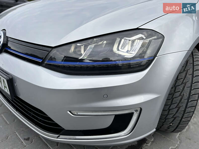 Хэтчбек Volkswagen e-Golf 2014 в Золочеве фото 12 Хэтчбек Volkswagen e-Golf 2014 в Золочеве