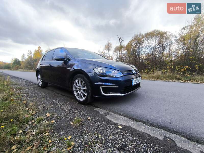 Хэтчбек Volkswagen e-Golf 2014 в Долине фото 10 Хэтчбек Volkswagen e-Golf 2014 в Долине
