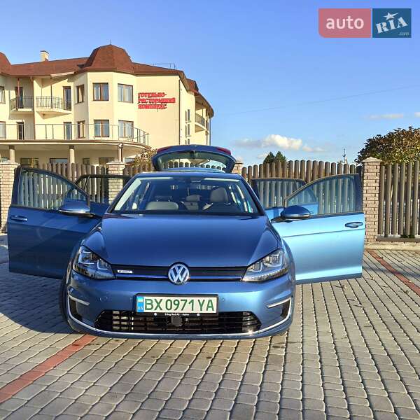 Хетчбек Volkswagen e-Golf 2015 в Старокостянтинові фото 18 Хетчбек Volkswagen e-Golf 2015 в Старокостянтинові