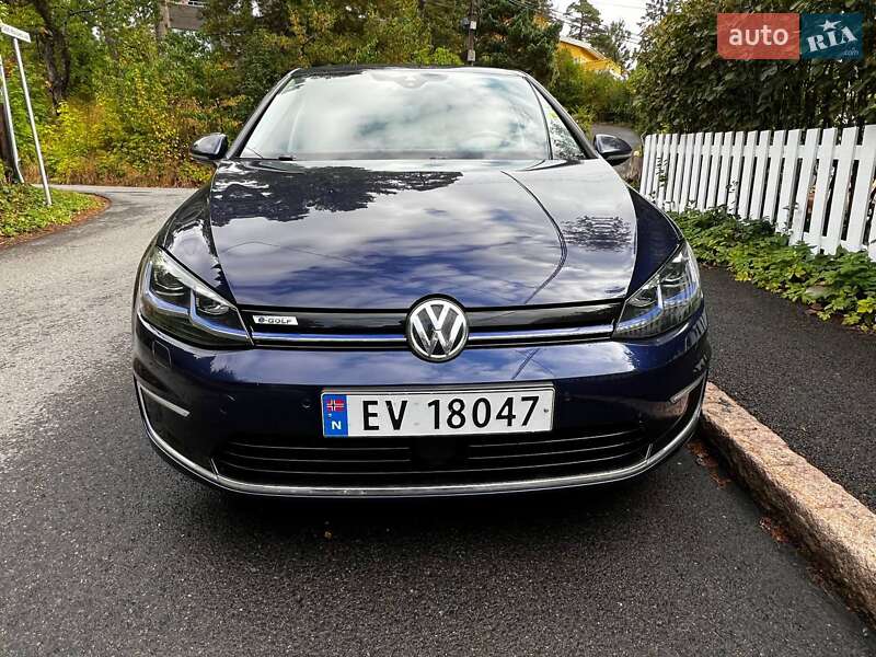 Хетчбек Volkswagen e-Golf 2018 в Києві