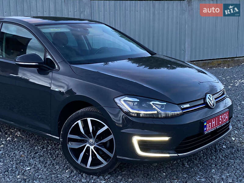 Хетчбек Volkswagen e-Golf 2020 в Самборі