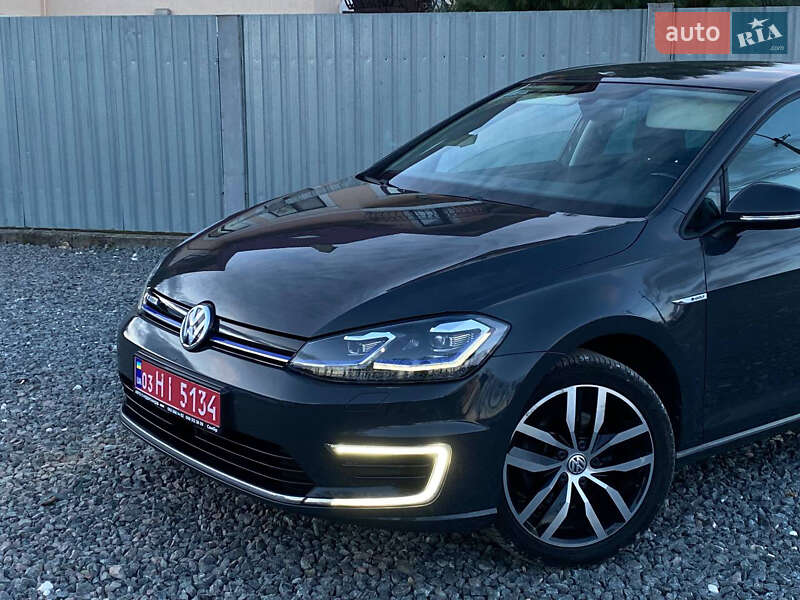 Хетчбек Volkswagen e-Golf 2020 в Самборі