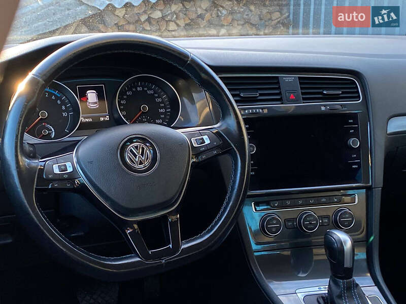 Хетчбек Volkswagen e-Golf 2020 в Самборі