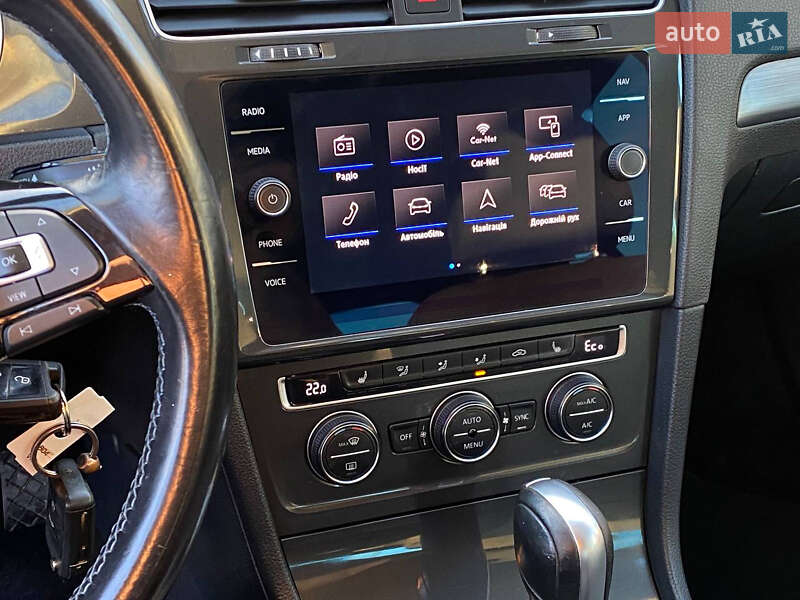 Хетчбек Volkswagen e-Golf 2020 в Самборі