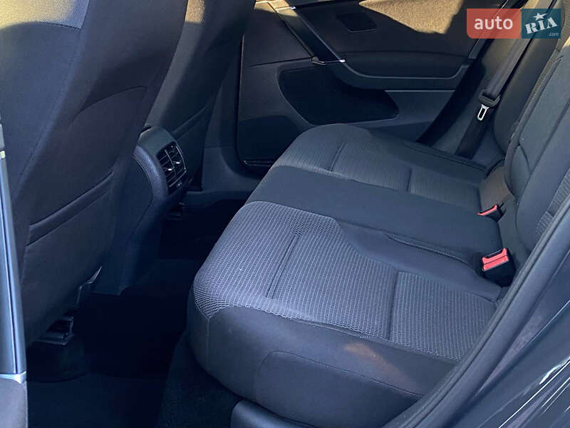 Хетчбек Volkswagen e-Golf 2020 в Самборі