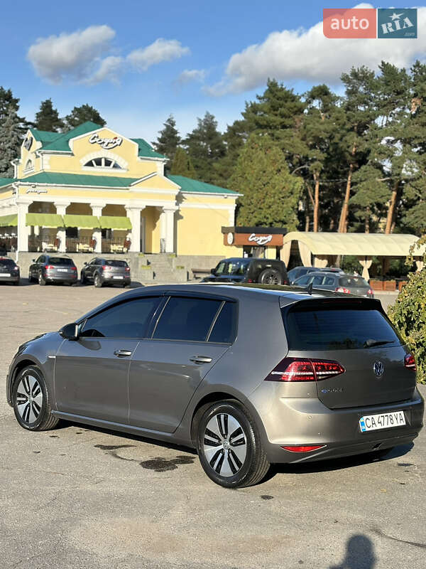 Хетчбек Volkswagen e-Golf 2014 в Умані