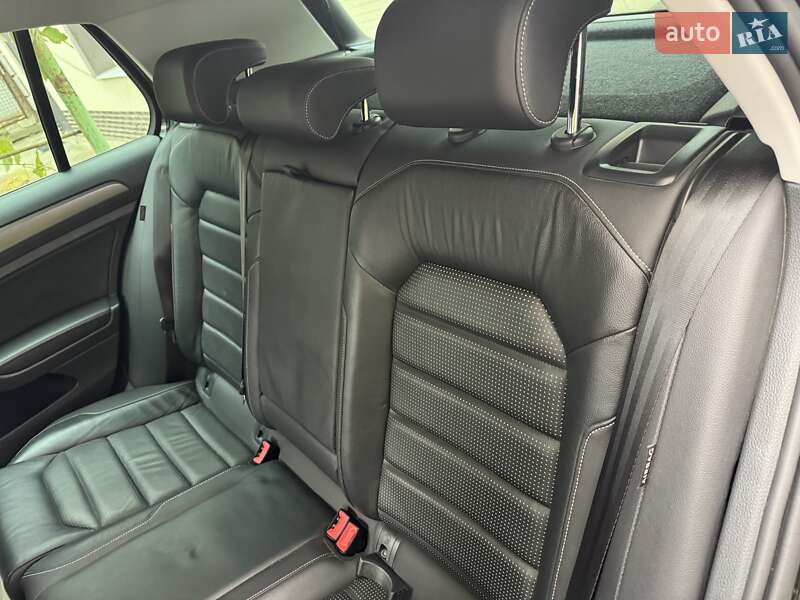 Хетчбек Volkswagen e-Golf 2018 в Запоріжжі