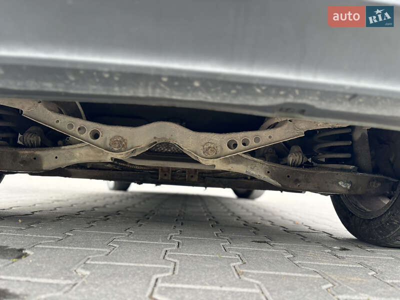 Хетчбек Volkswagen e-Golf 2014 в Тернополі