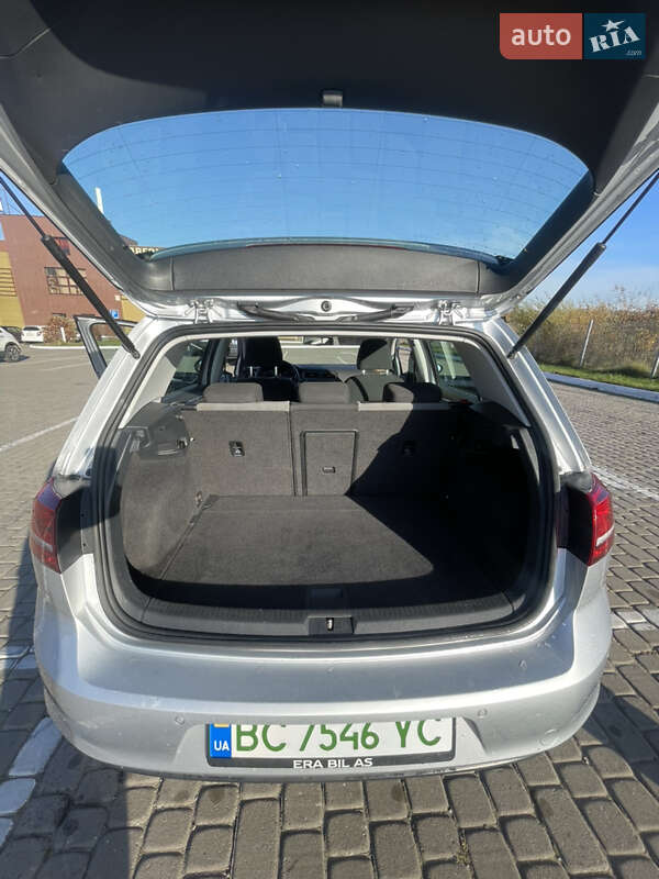 Хетчбек Volkswagen e-Golf 2015 в Львові