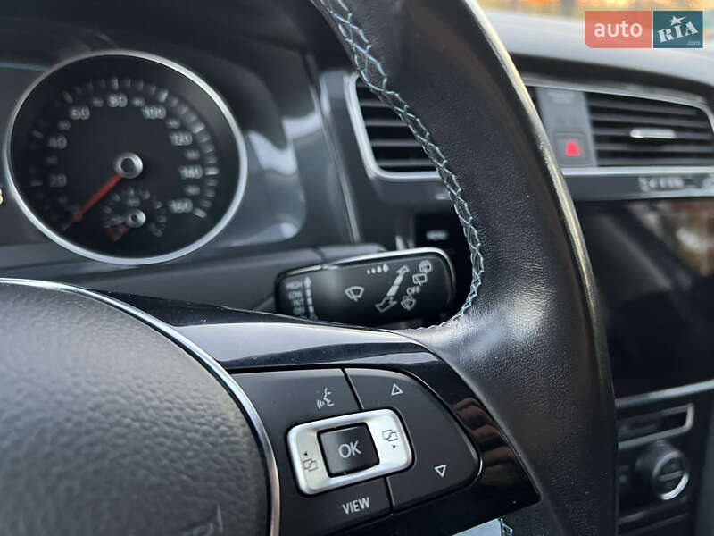 Хэтчбек Volkswagen e-Golf 2020 в Бродах фото 24 Хэтчбек Volkswagen e-Golf 2020 в Бродах