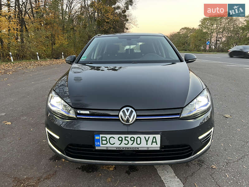 Хэтчбек Volkswagen e-Golf 2020 в Бродах фото 44 Хэтчбек Volkswagen e-Golf 2020 в Бродах