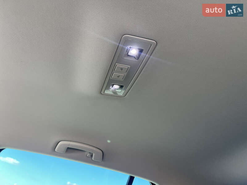 Хэтчбек Volkswagen e-Golf 2018 в Дрогобыче