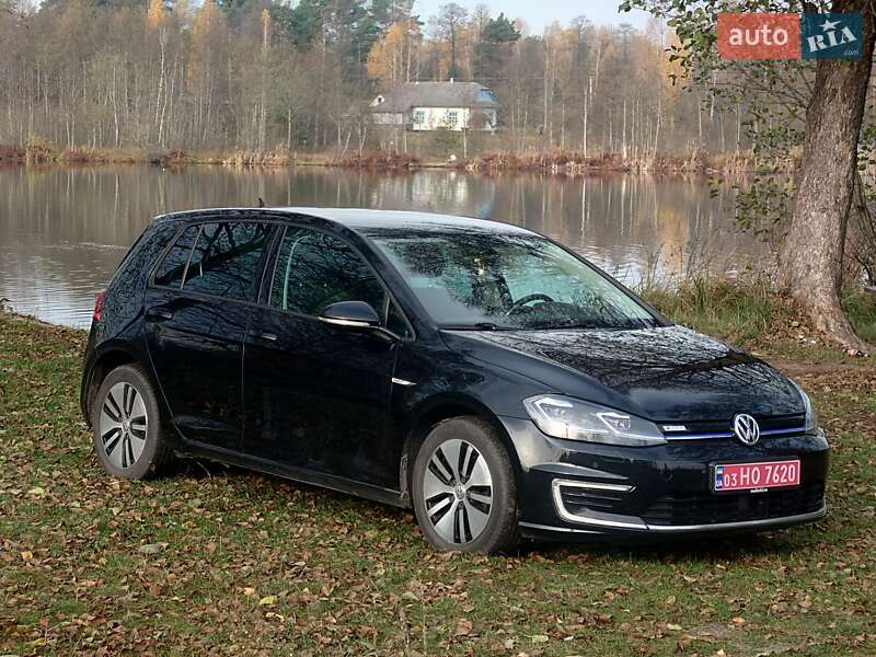 Хетчбек Volkswagen e-Golf 2017 в Луцьку