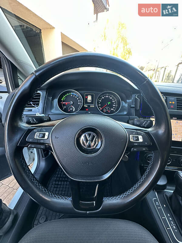 Хетчбек Volkswagen e-Golf 2020 в Одесі