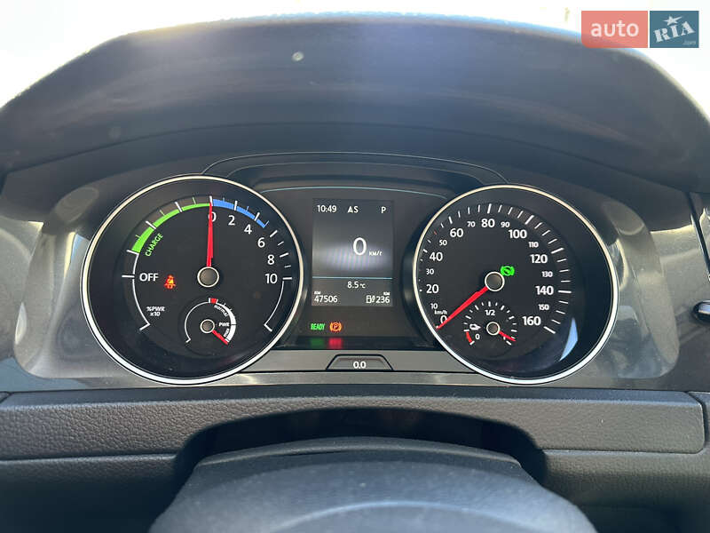 Хетчбек Volkswagen e-Golf 2020 в Одесі