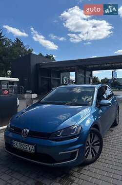 Хэтчбек Volkswagen e-Golf 2014 в Каменец-Подольском